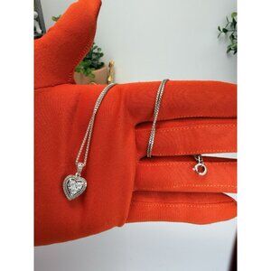 925 Sterling Silver Diamond Heart Pendant Necklace Elegant Sparkle Signed